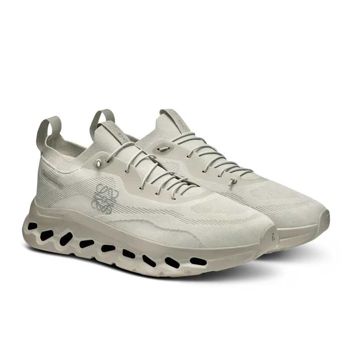 ON Cloud Tilt Loewe | Sand