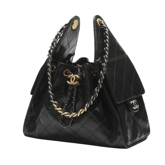 Chanel | 25 Medium Handbag