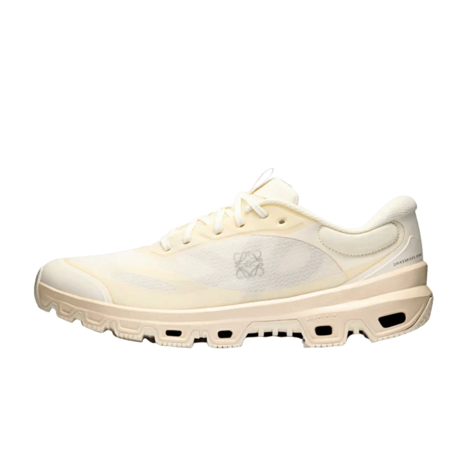 On Cloud x Loewe Cloudventure | Eggshell